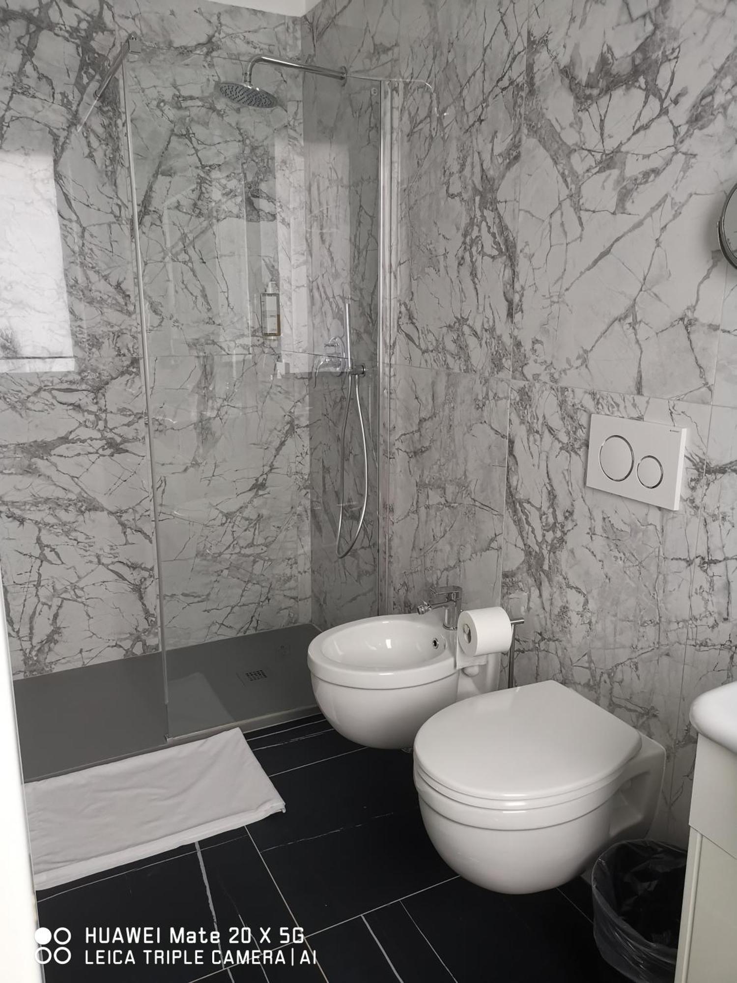 Guesthouse Central Station Group - Via Sammartini 15 Milan Luaran gambar